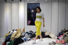 贵港兼职模特试衣服(兼职做试衣模特好吗)