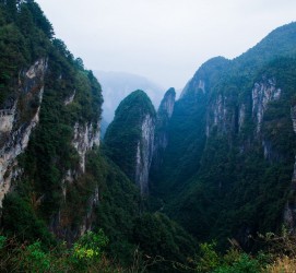 贵港伴游中国带你去湘西(湘西跟团旅游)