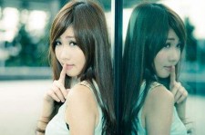 贵港上海绝色美眉兼职伴游(上海雇用高端伴游一天20万)