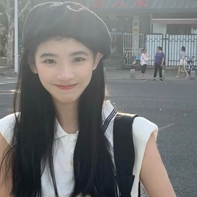 贵港商务伴游带客户去看海豚表演