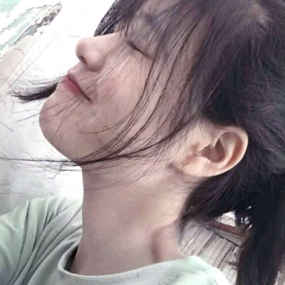 贵港伴游女生烟雨蒙蒙的资料