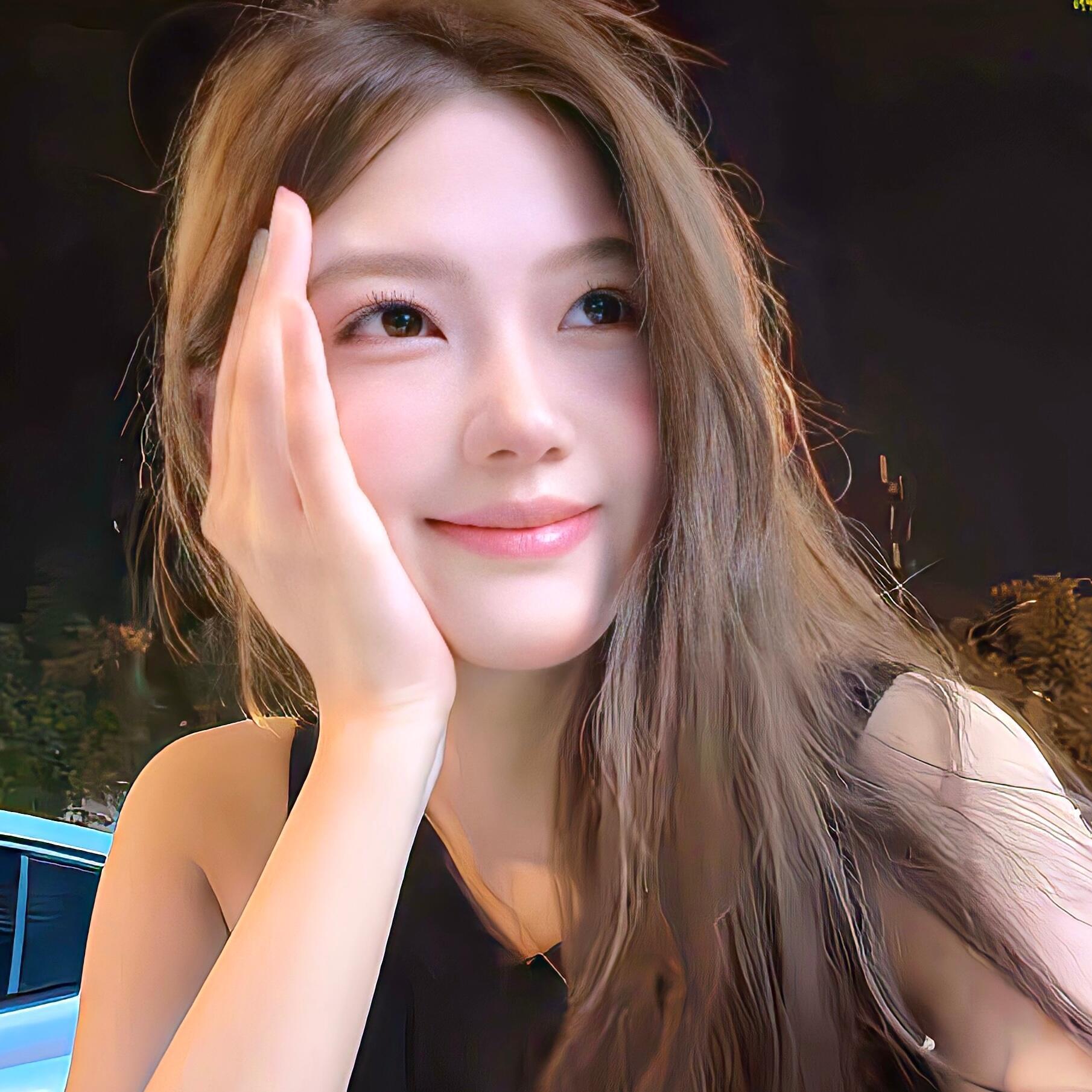 贵港伴游女生夏小满的资料