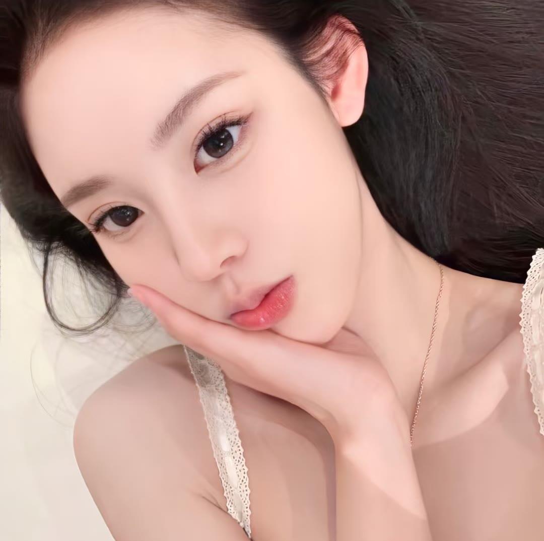 贵港伴游女生佛白易的资料