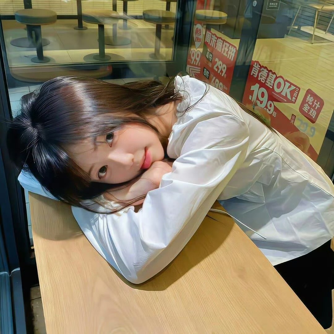 贵港伴游女生沈雨晴的资料