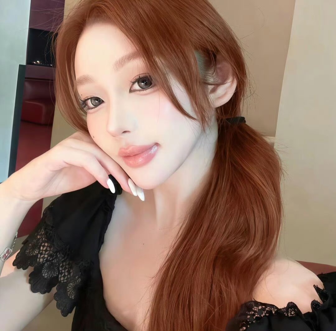 贵港伴游女生 | Victoria LiLI的资料